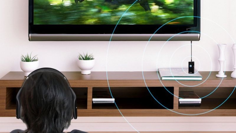 Receptor/Transmisor Bluetooth de Mpow, $17 con código CCHOF87R